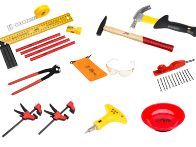 INCLY Ensemble de 95 outils pour enfants, petits outils à main réels pour  garçon, accessoires d'apprentissage de la construction, marteau, tournevis  pour la maison, le travail du bois, livré avec ceinture à